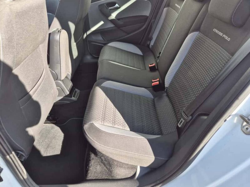 VOLKSWAGEN POLO 1.2 TSI 90CH1.2 TSI 90ch CROSS POLO 5P 2015