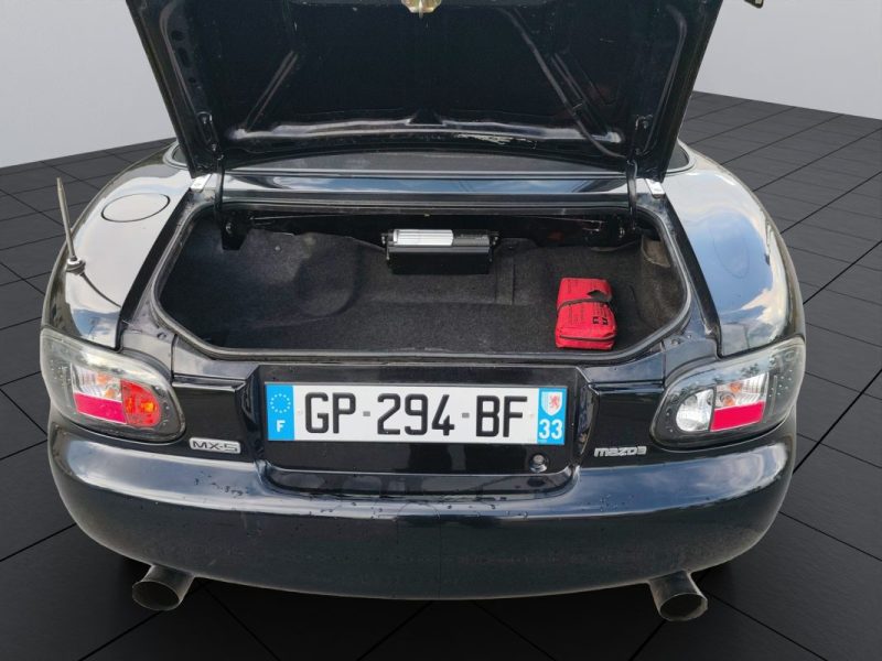 MAZDA MX5 1.6 L BLACK PASSION ROADSTER