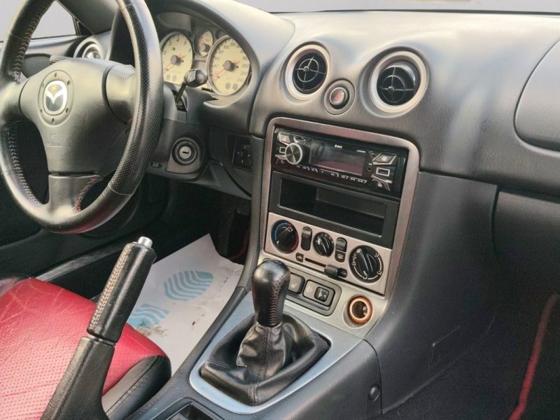MAZDA MX5 1.6 L BLACK PASSION ROADSTER