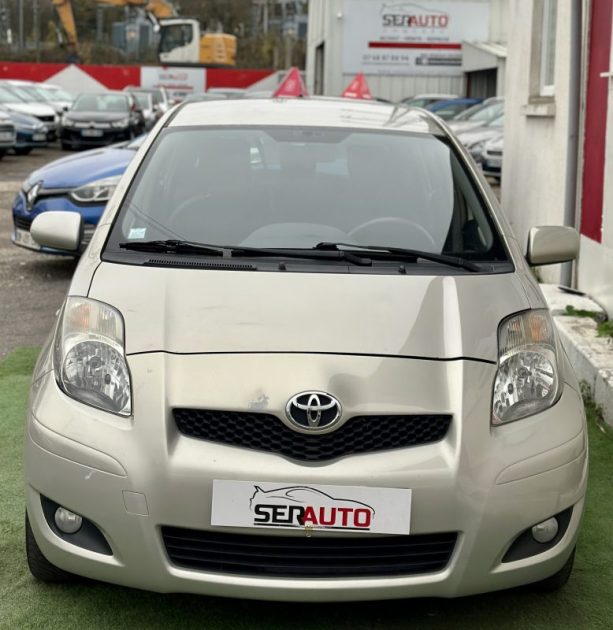 TOYOTA YARIS 1.3 VVT-I IN CONFORT PACK 5P 