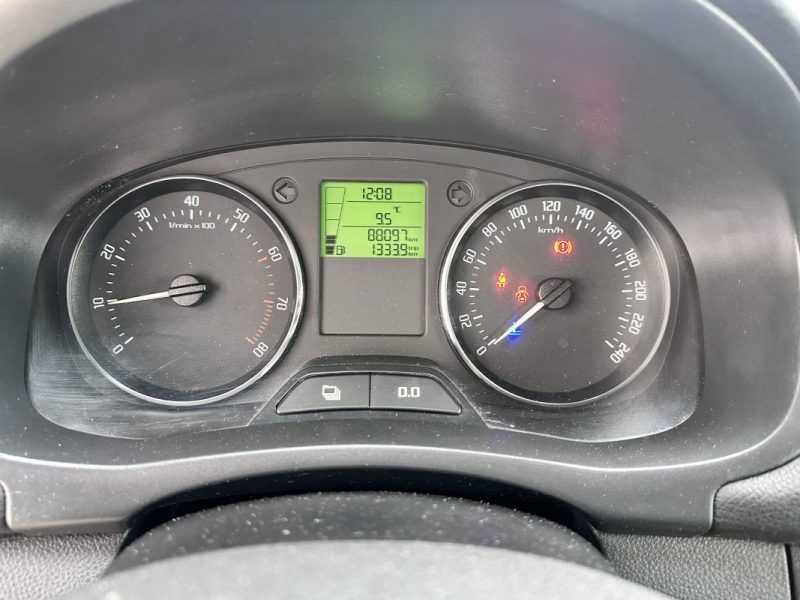 SKODA FABIA 1.2 E-CLIM 5P 60V / 1ERE MAIN  