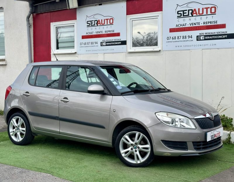 SKODA FABIA 1.2 E-CLIM 5P 60V / 1ERE MAIN  