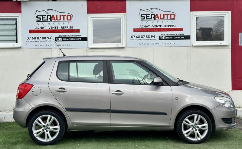 SKODA FABIA 1.2 E-CLIM 5P 60V / 1ERE MAIN  