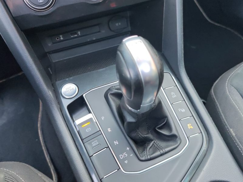 VOLKSWAGEN TIGUAN II 2.0 TDI 150CH CARAT DSG7 / TOIT OUVRANT