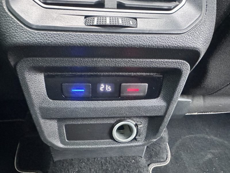 VOLKSWAGEN TIGUAN II 2.0 TDI 150CH CARAT DSG7 / TOIT OUVRANT