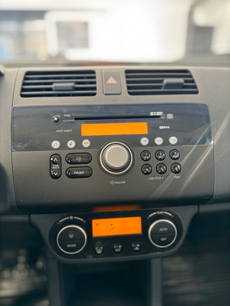 Suzuki Swift 1.3 VVT GLX 4x4 - 2008 - 192.600km - Garantie 1an -