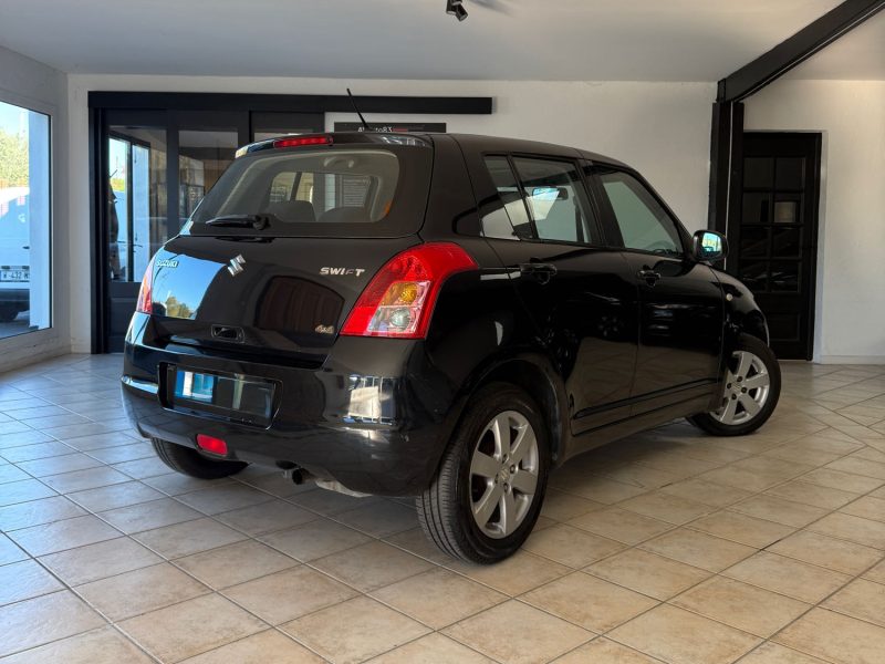 Suzuki Swift 1.3 VVT GLX 4x4 - 2008 - 192.600km - Garantie 1an -