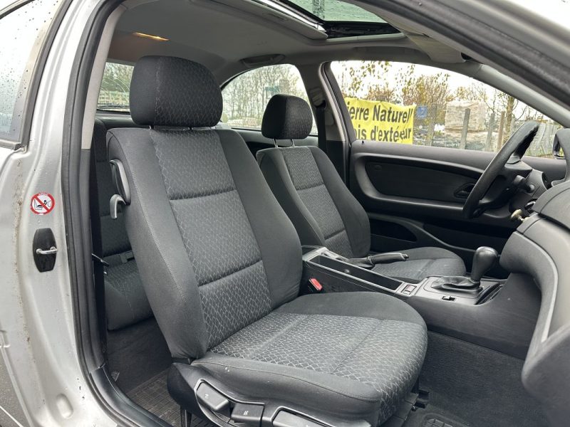 BMW SERIE 3 316ti 115 CV COMPACT E46 Boite auto / Toit Ouvrant / Paiement 4X ou 10X Possible