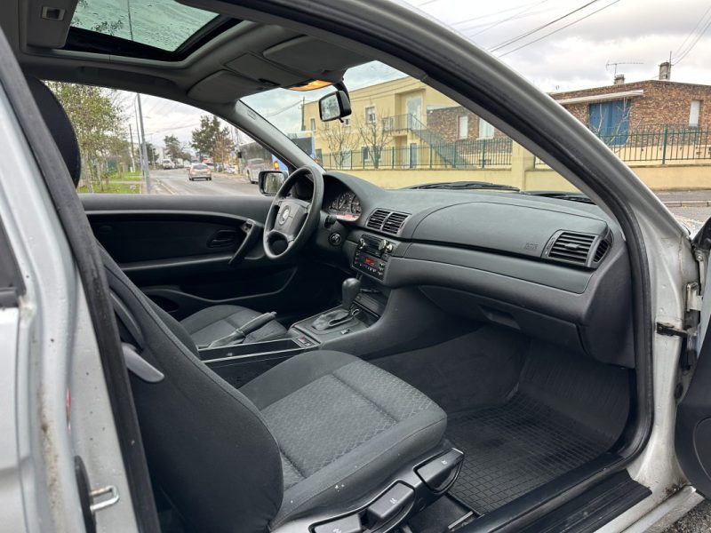 BMW SERIE 3 316ti 115 CV COMPACT E46 Boite auto / Toit Ouvrant / Paiement 4X ou 10X Possible