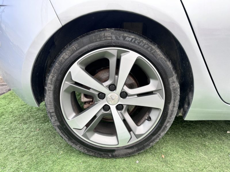 PEUGEOT 308 II 1.6 E-HDI FAP 115CH FELINE  2014