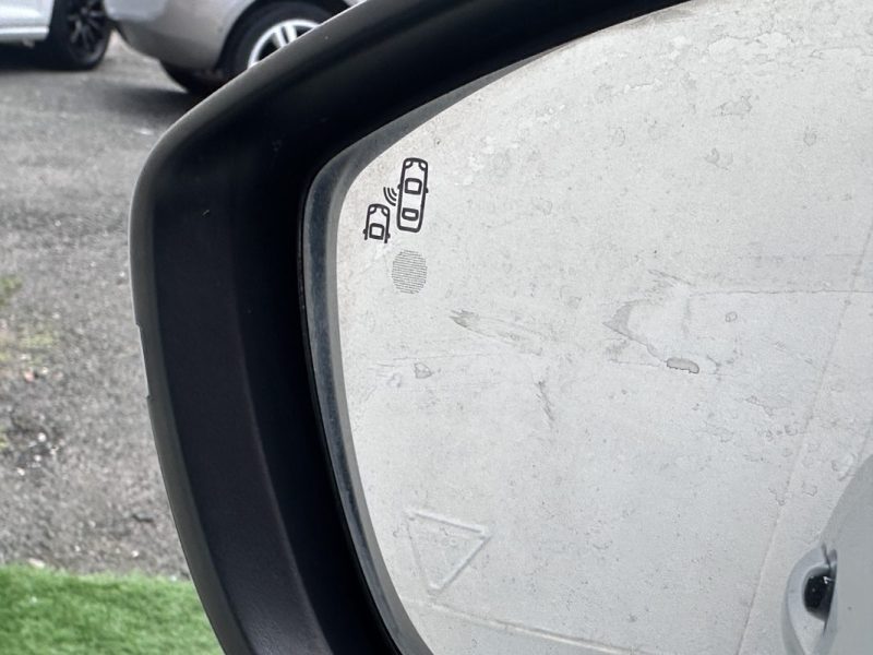 PEUGEOT 308 II 1.6 E-HDI FAP 115CH FELINE  2014