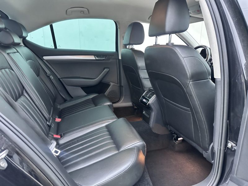 SKODA SUPERB III 1.6 TDI 120CV STYLE DSG 