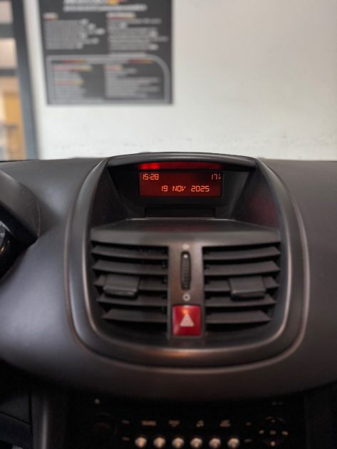 Peugeot 207 1.4 HDi – 2009 – 179 000 km – Garantie 12 mois - Révisée - CT ok 
