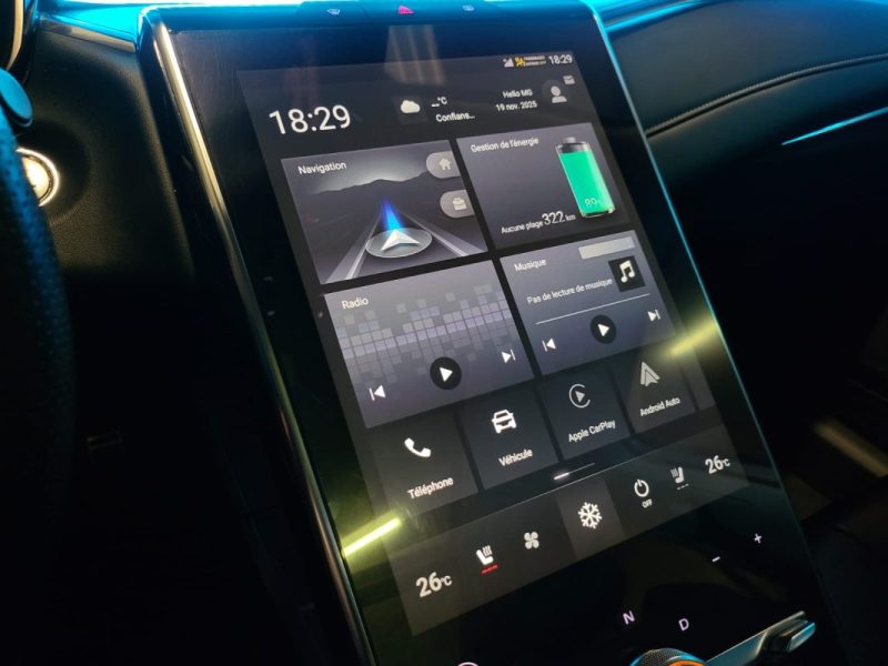 MG MARVEL R 70 KWH EV 180 2WD LUXURY TOIT OUVRANT / SIEGES CHAUFFANTS VENTILLÉ / 360° / ANGLE MORTS 2024