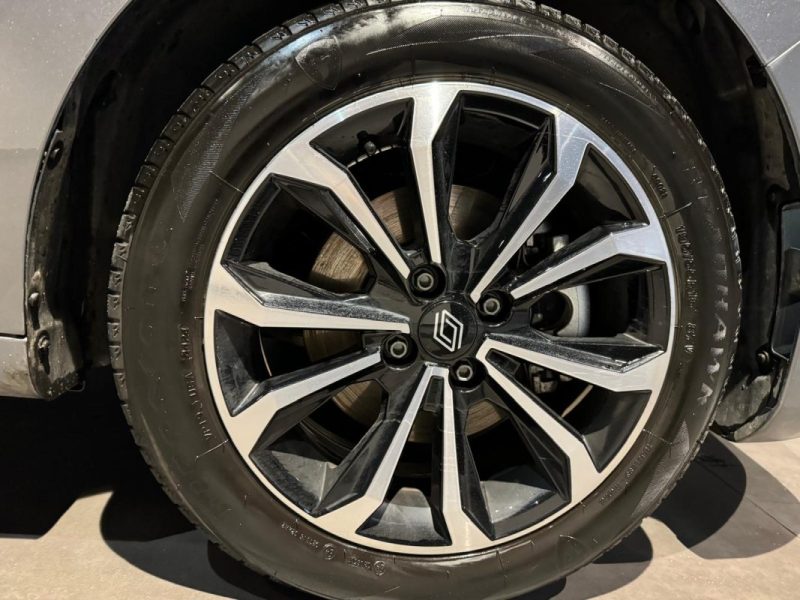 RENAULT CLIO 5 1.6 E-TECH 145 FULL HYBRID TECHNO / ECRAN 9.3P 2023