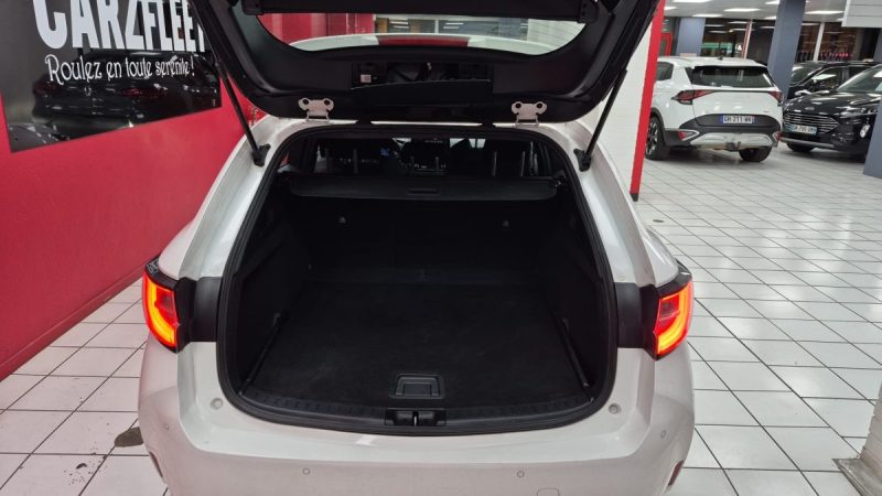 TOYOTA COROLLA TOURING SPORT 122cv DYNAMIC BUSINESS/1 ERE MAIN/TVA RECUPERABLE