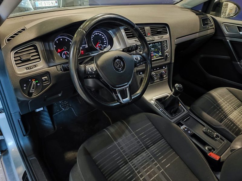 VOLKSWAGEN GOLF VII 1.2 TSI 110CH BLUEMOTION TECHNOLOGY LOUNGE 5P 2016