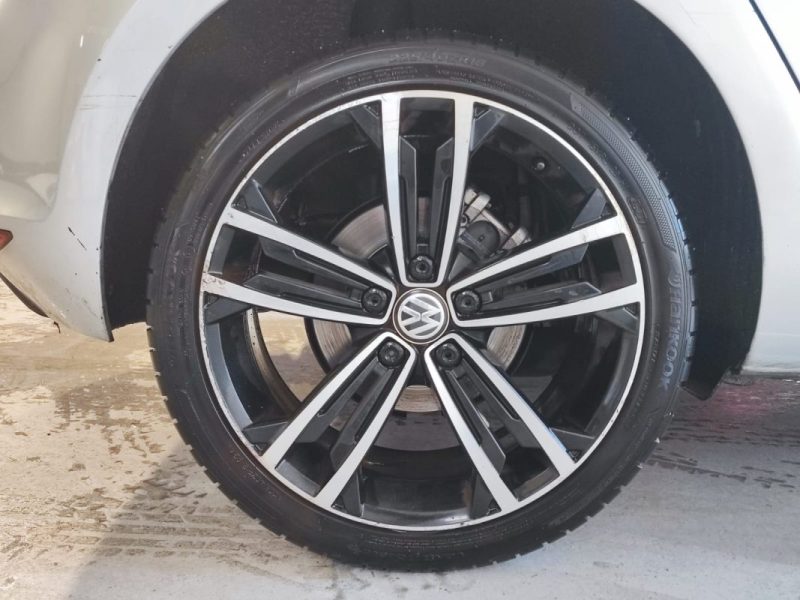 VOLKSWAGEN GOLF VII 1.2 TSI 110CH BLUEMOTION TECHNOLOGY LOUNGE 5P 2016