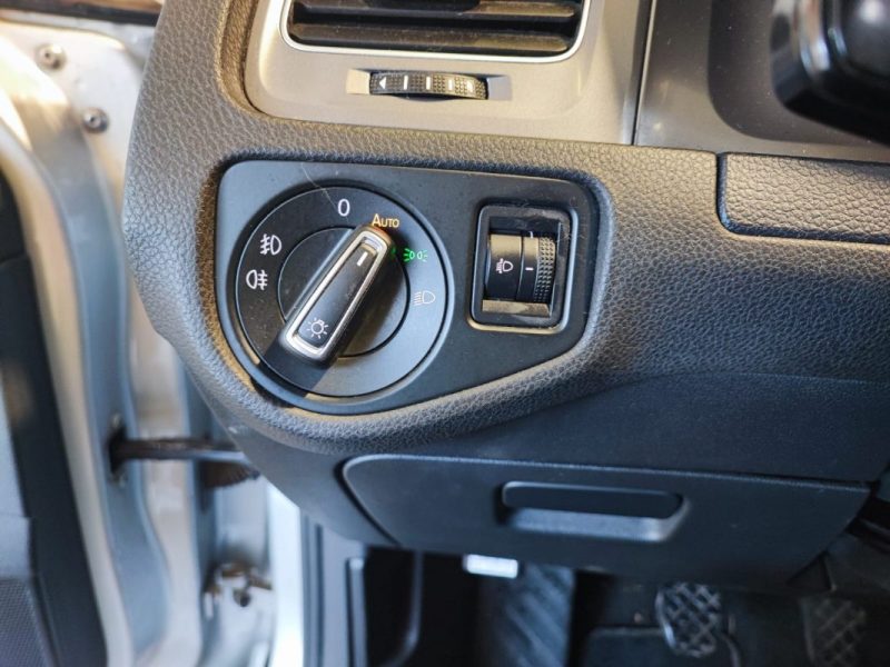 VOLKSWAGEN GOLF VII 1.2 TSI 110CH BLUEMOTION TECHNOLOGY LOUNGE 5P 2016