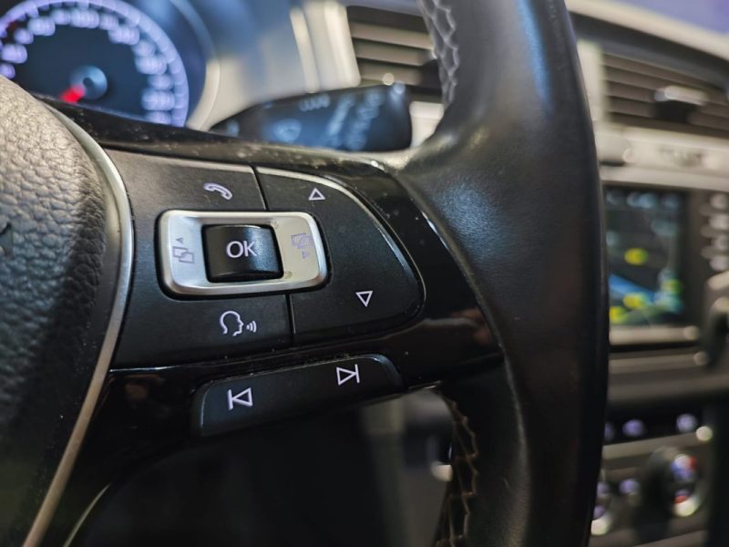 VOLKSWAGEN GOLF VII 1.2 TSI 110CH BLUEMOTION TECHNOLOGY LOUNGE 5P 2016