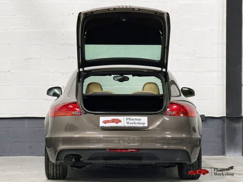 AUDI TT Coupé 1.8 TFSI – 160 ch | Entretien complet | Configuration Audi Exclusive