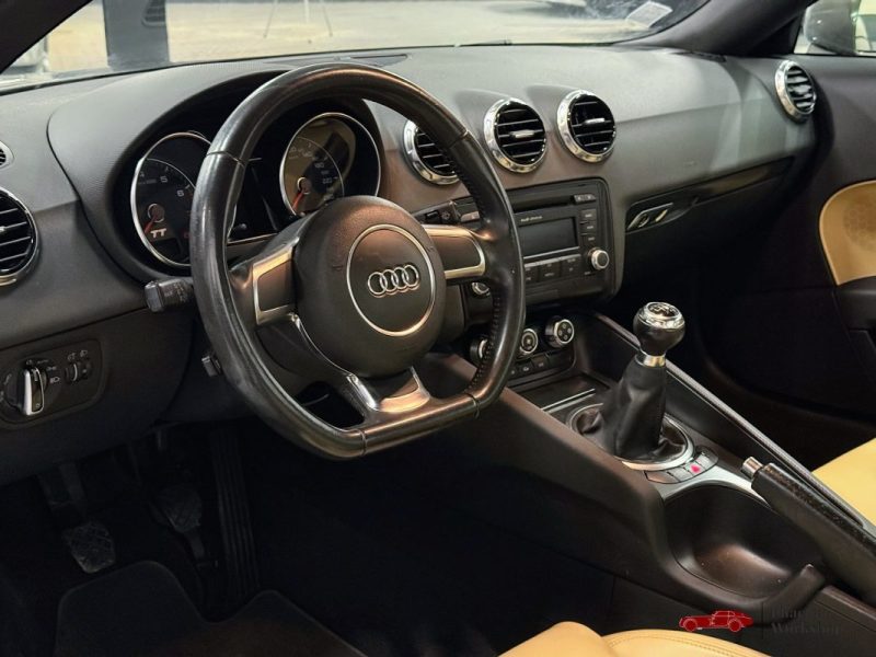 AUDI TT Coupé 1.8 TFSI – 160 ch | Entretien complet | Configuration Audi Exclusive