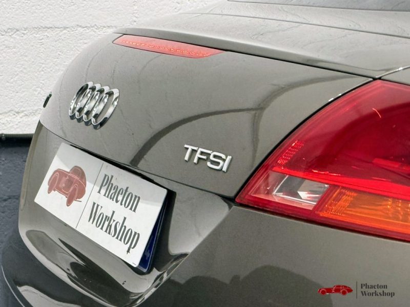 AUDI TT Coupé 1.8 TFSI – 160 ch | Entretien complet | Configuration Audi Exclusive