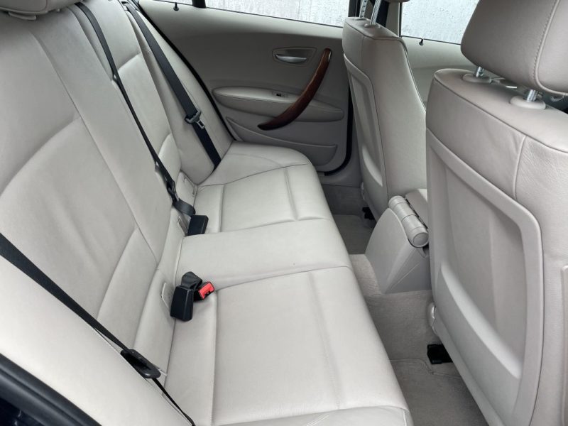 B.M.W. SERIE 1 118D 122 CV    GARANTIE 3/12 MOIS 2006