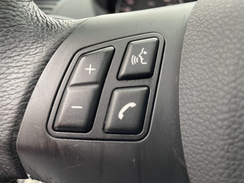 B.M.W. SERIE 1 118D 122 CV    GARANTIE 3/12 MOIS 2006