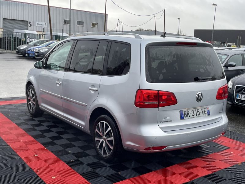 VOLKSWAGEN TOURAN 1.6 TDI - 16V TURBO 2011