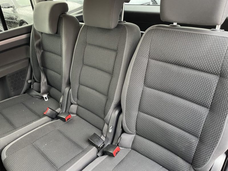 VOLKSWAGEN TOURAN 1.6 TDI - 16V TURBO 2011