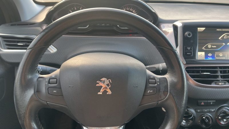 PEUGEOT 2008 1.2 L 82 ch Active, distribution à jour, entretien complet Peugeot