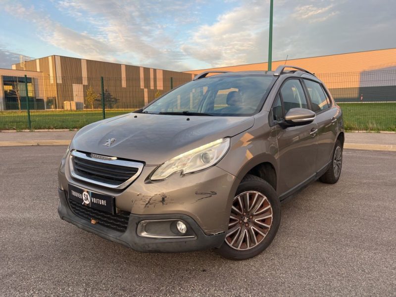 PEUGEOT 2008 1.2 L 82 ch Active, distribution à jour, entretien complet Peugeot