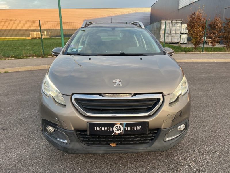 PEUGEOT 2008 1.2 L 82 ch Active, distribution à jour, entretien complet Peugeot