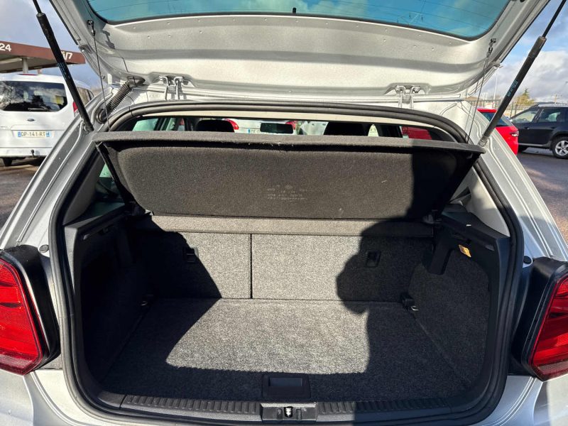 VOLKSWAGEN POLO 1.4 TDI 75CH BLUEMOTION TECHNOLOGY CONFORTLINE 5P