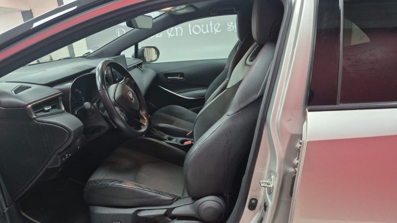 TOYOTA COROLLA BERLINE 184cv COLLECTION/1 ERE MAIN/TVA RECUPERABLE