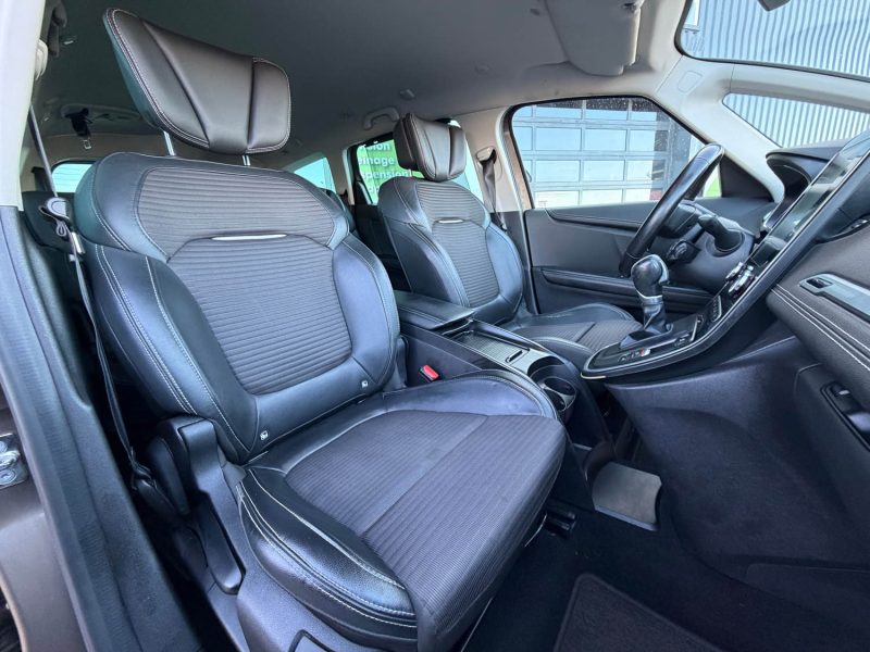 SCENIC 1.6 DCI 160CH BOSE 7 PLACES 2017