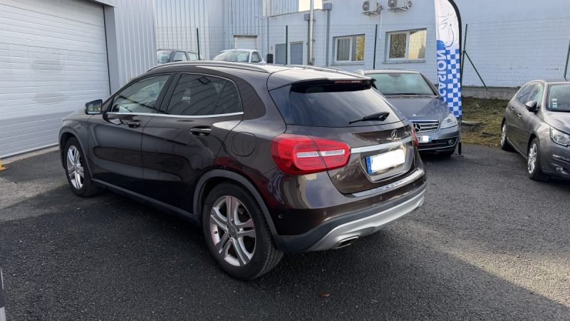 MERCEDES GLA 200D 136CH INTUITION 7G-DCT GARANTIE 