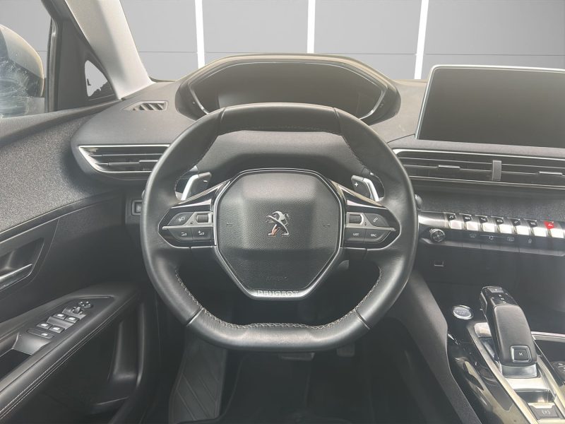 PEUGEOT 3008 II 1.2 ESSENCE 130 CV