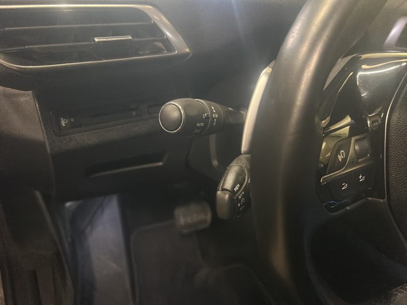 PEUGEOT 3008 II 1.2 ESSENCE 130 CV