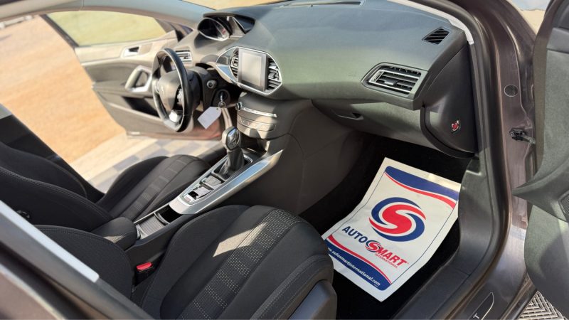 PEUGEOT 308 1.2 E THP  130CH FÉLINE S&S EAT6 5P 2015