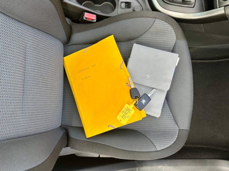 PEUGEOT 308 SW 1.6 E-HDI 112 FAMILY 