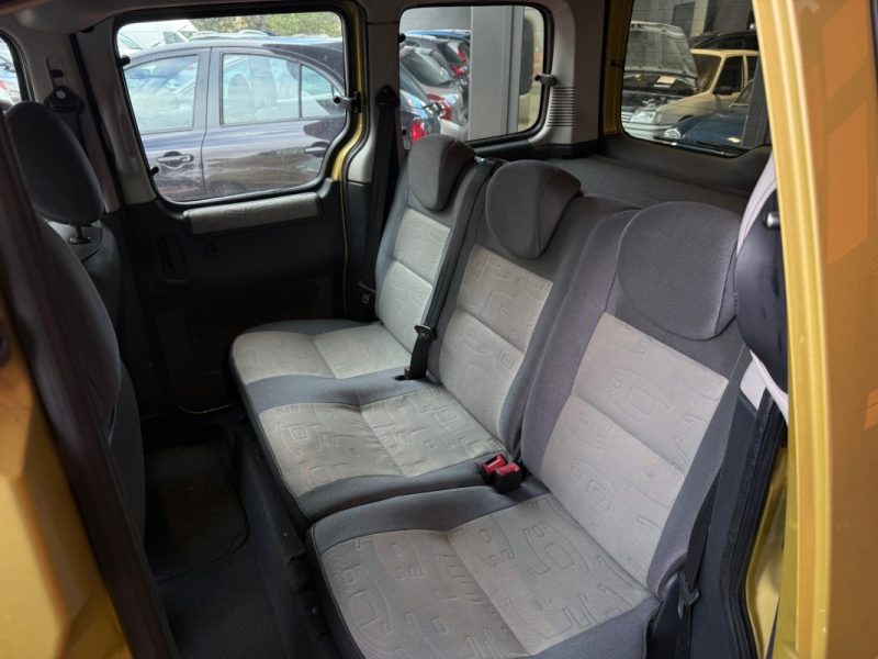 Peugeot Partner 1.4i 75 Cv Confort Climatisation Etat Exceptionnel