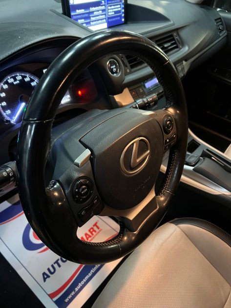 MAGNIFIQUE LEXUS CT 200H SEDUCTION (CUIR, SIÈGES CHAUFFANTS, GPS, CAMÉRA DE RECUL )⭐️⭐️⭐️⭐️⭐️