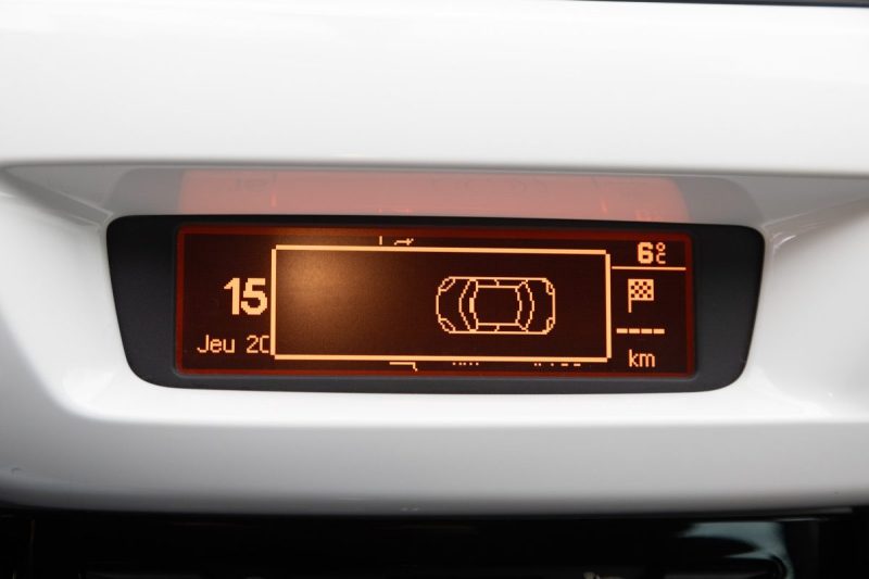 Citroën C3 Attraction 1.4i 73cv – Radar de recul – Régulateur - Climatisation 