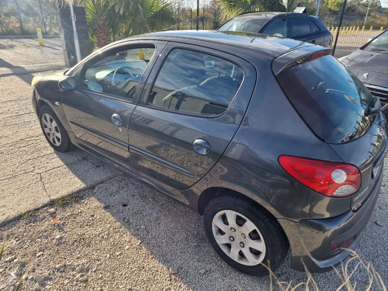 PEUGEOT 206 PLUS 1.4 HDI FAP URBAN EURO5 5P 2011
