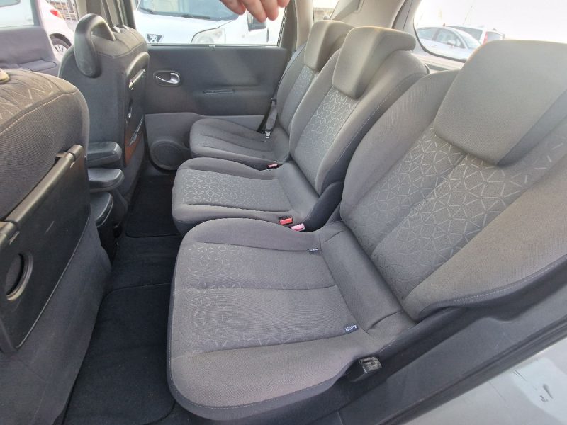 RENAULT SCENIC EXPRESSION 1.9DCI 130 2007