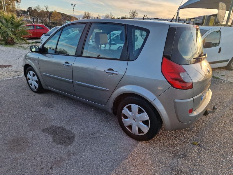 RENAULT SCENIC EXPRESSION 1.9DCI 130 2007