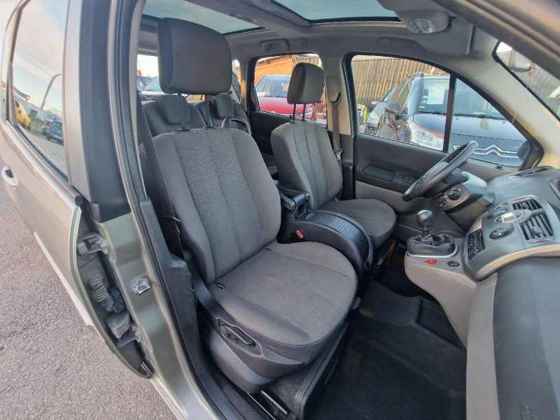 RENAULT SCENIC EXPRESSION 1.9DCI 130 2007