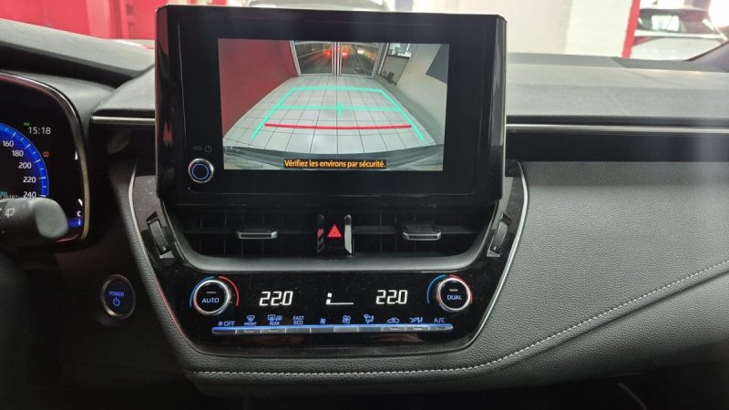 TOYOTA COROLLA TOURING SPORTS 122cv DYNAMIC BUSINESS